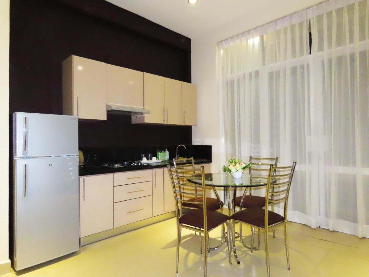 VIVAS Residencies Luxury Apartments Dehiwala-Mont Lavinia Extérieur photo
