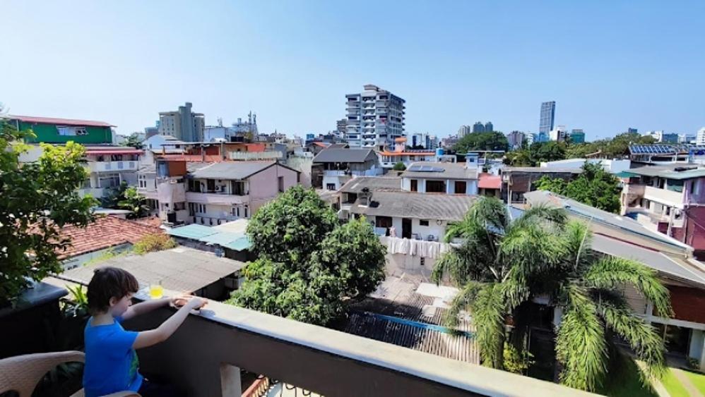 VIVAS Residencies Luxury Apartments Dehiwala-Mont Lavinia Extérieur photo