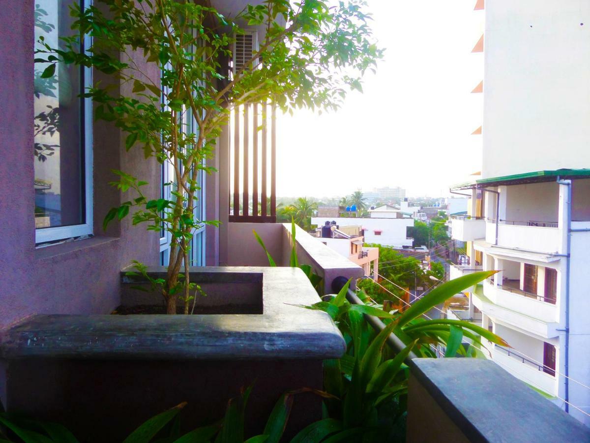 VIVAS Residencies Luxury Apartments Dehiwala-Mont Lavinia Extérieur photo